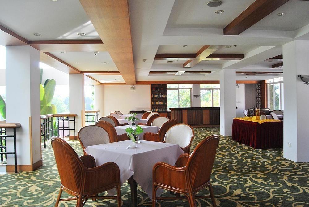 Yunnan Dianchi Garden Resort Hotel & Spa Кунмин Екстериор снимка