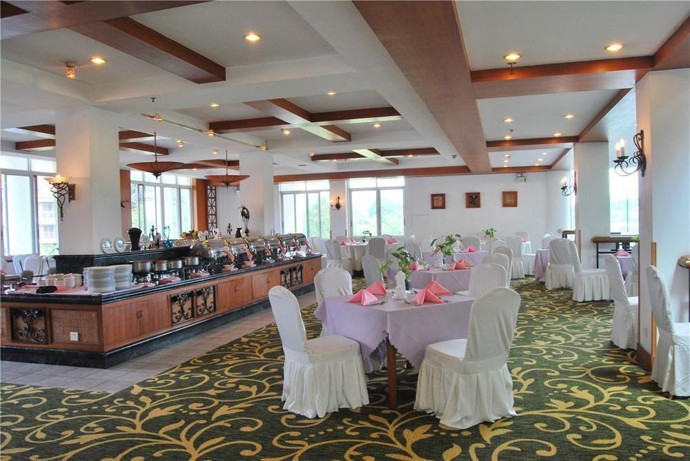Yunnan Dianchi Garden Resort Hotel & Spa Кунмин Екстериор снимка