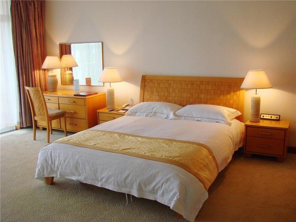Yunnan Dianchi Garden Resort Hotel & Spa Кунмин Екстериор снимка