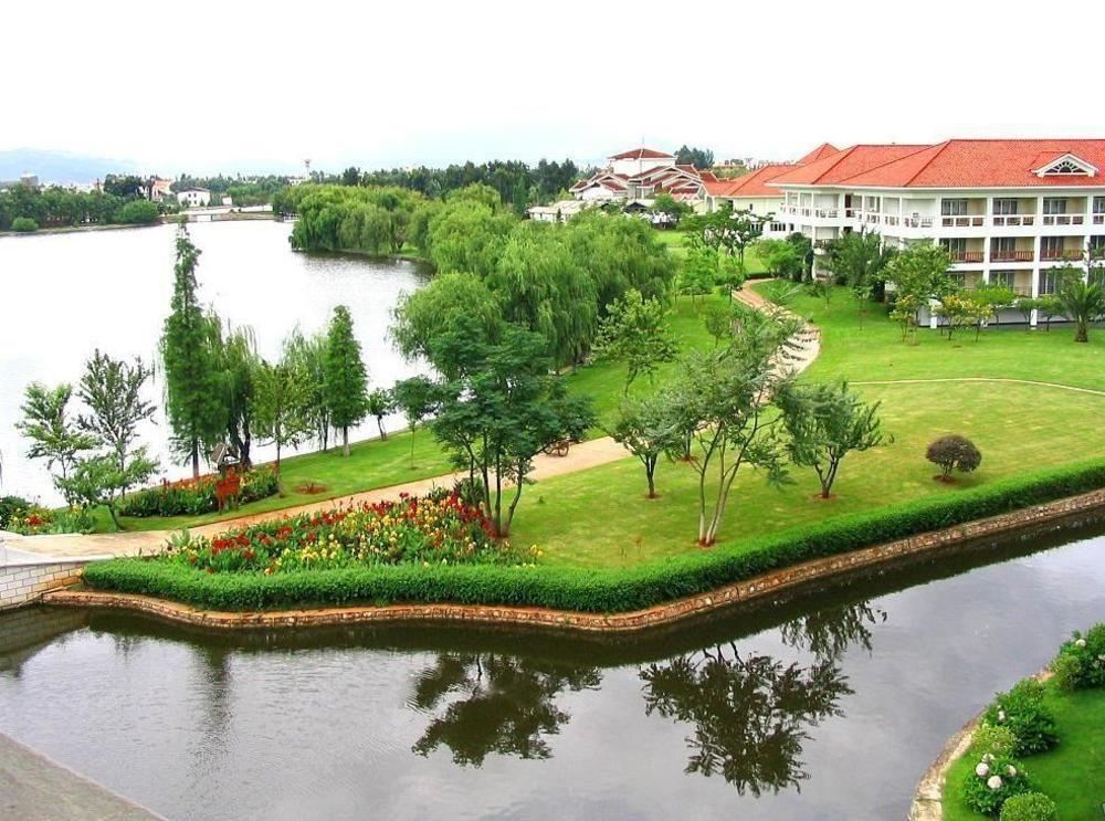 Yunnan Dianchi Garden Resort Hotel & Spa Кунмин Екстериор снимка