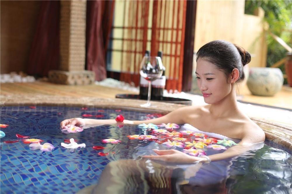 Yunnan Dianchi Garden Resort Hotel & Spa Кунмин Екстериор снимка